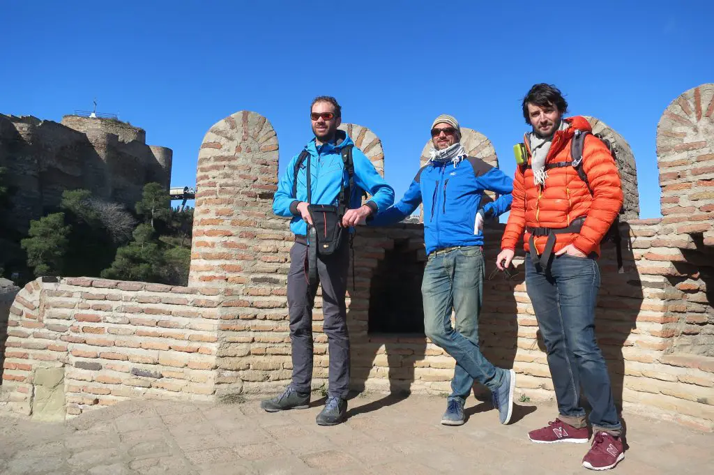 Dans la forteresse de Tbilissi en Georgie