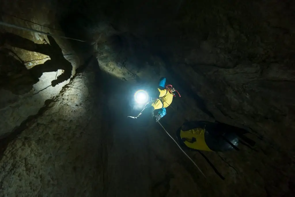 Corde de spéléologie