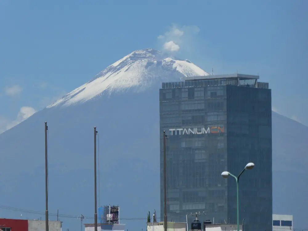 Puebla - camp de base au Mexique - vue sur le popocateptel