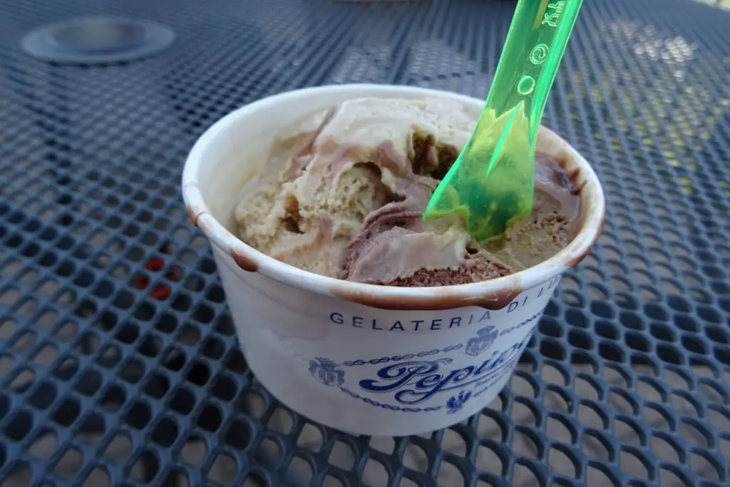 L'antidote à la chaleur : la glace italienne... à la noisette évidemment ! L