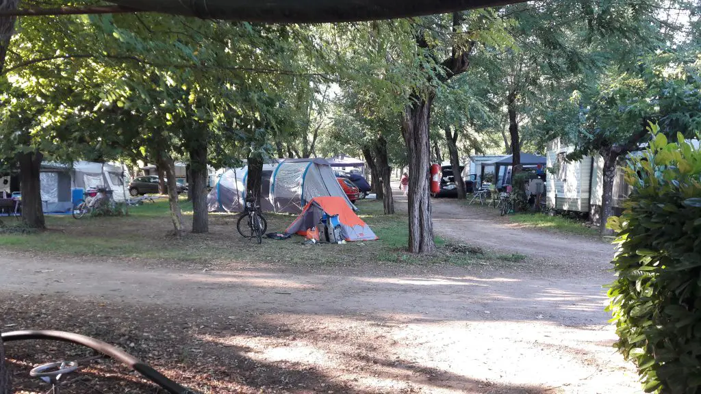 Mon emplacement de camping en Ardèche