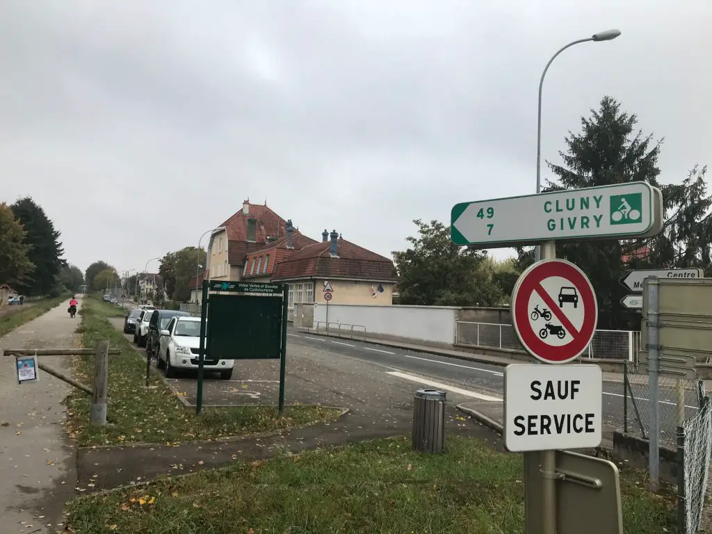 Panneau voie verte pour Cluny