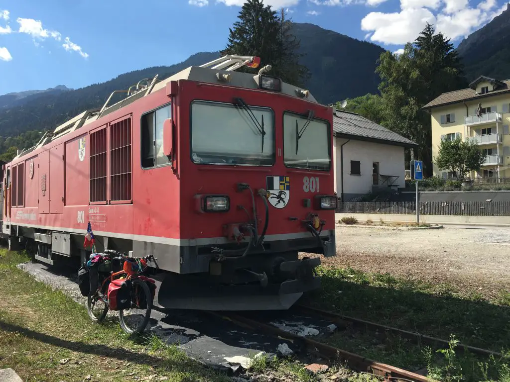 des trains rouges