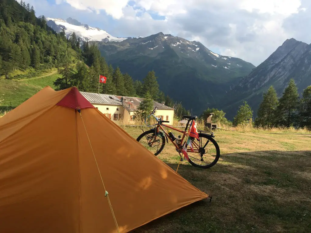 Col de la Forclaz, belle vue depuis le camping