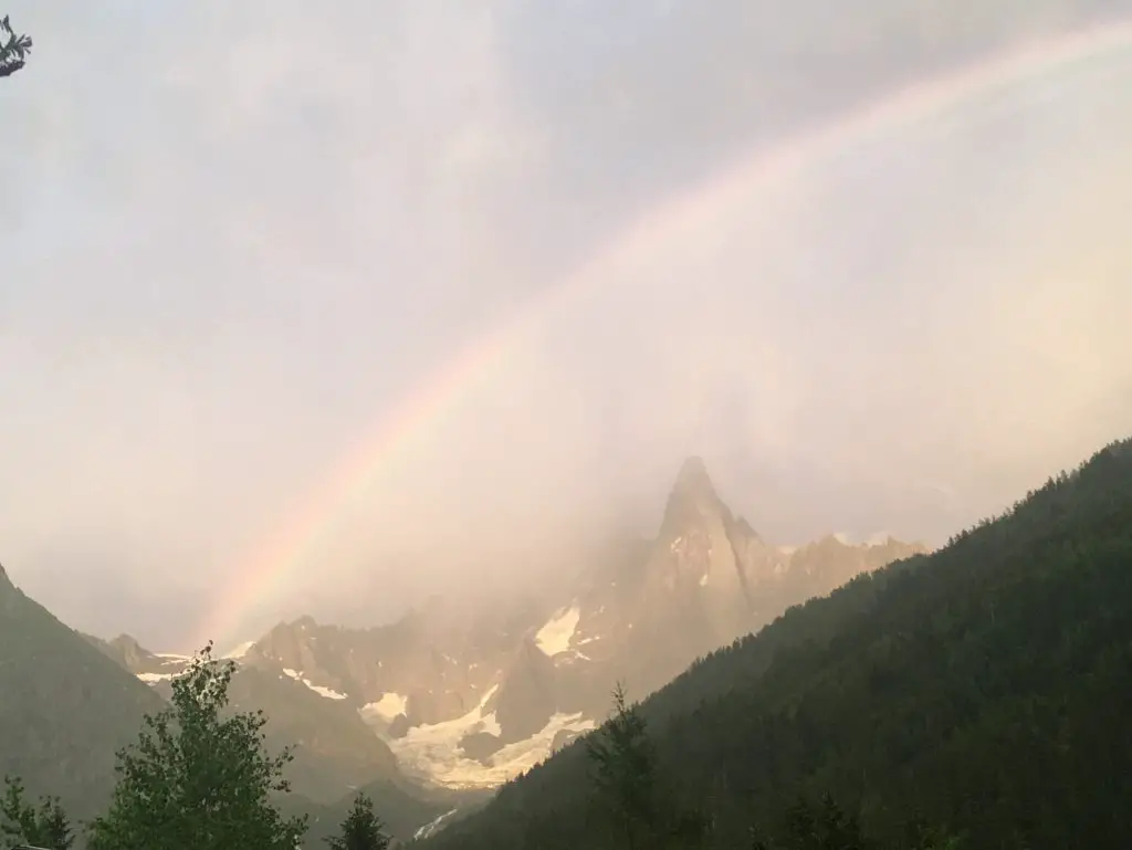 Arc en ciel sur les Drus