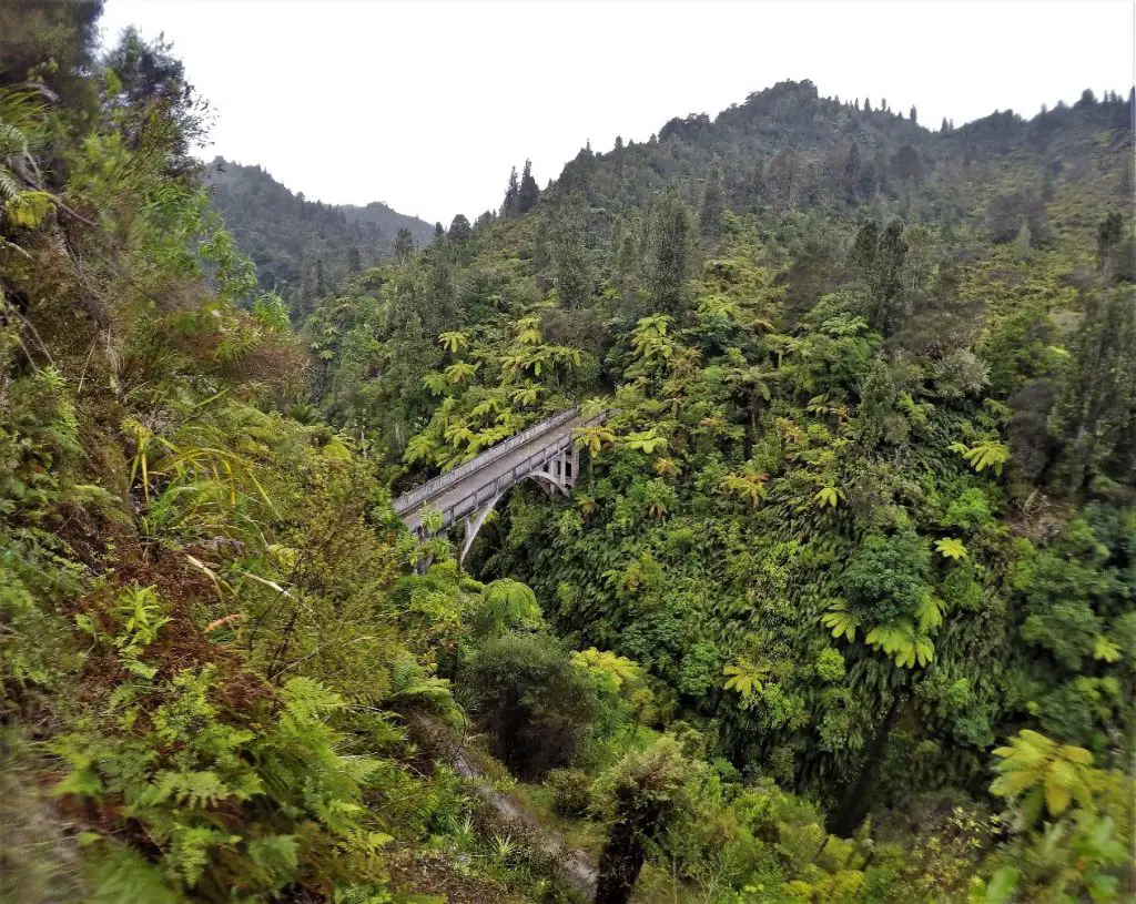 Mangapurua en Nouvelle Zélande durant la traversée de Whanganui Journey