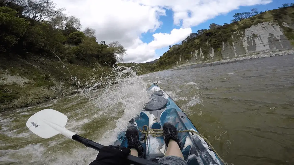 Eclaboussure dans les rapides de Whanganui Journey