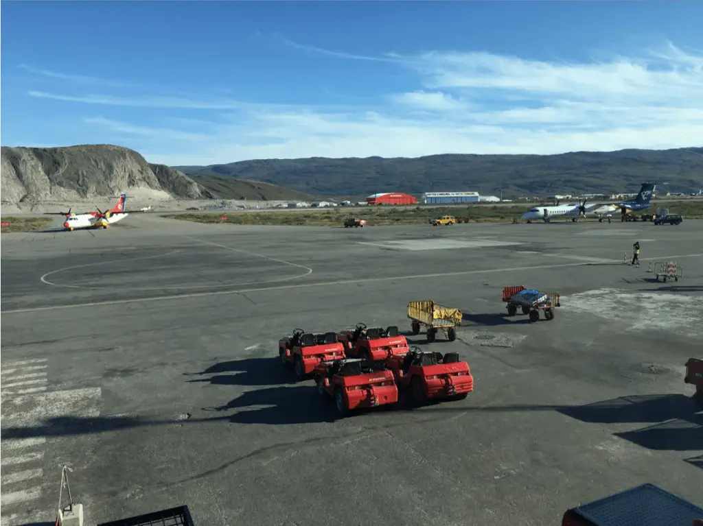 Le tarmac de l’aéroport de Kangerlussuaq