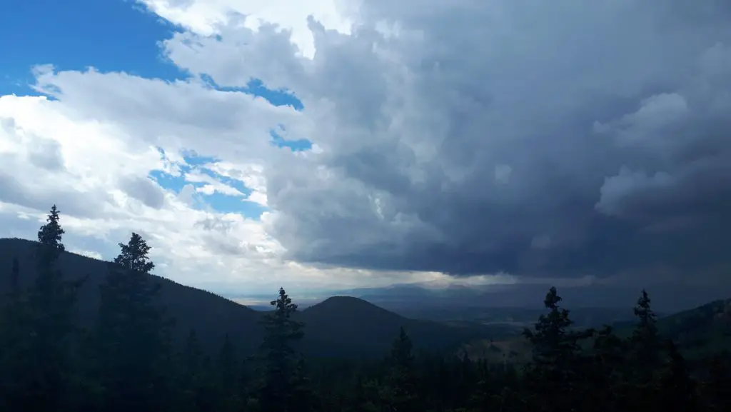 Quand ça va bientôt nous tomber dessus sur le Colorado Trail