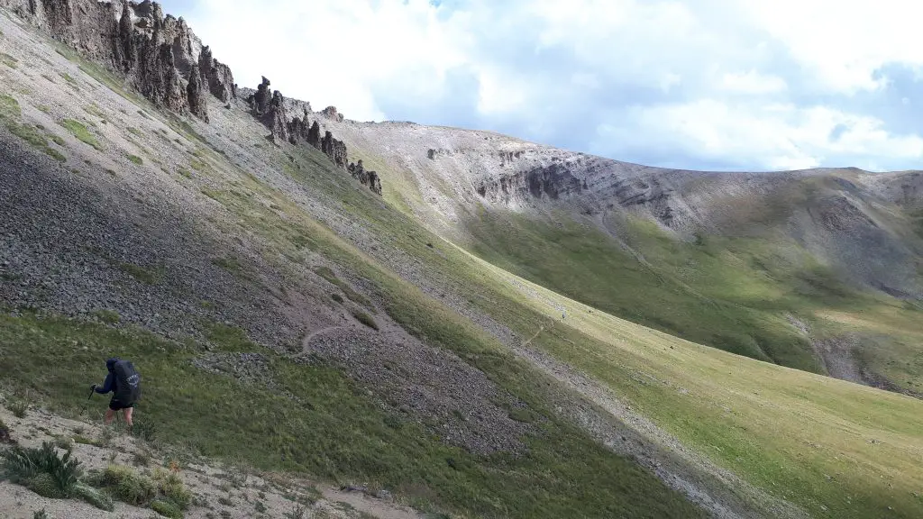 Des cheminées de fées attestent de l’activité volcanique lors du trek Colorado Trail