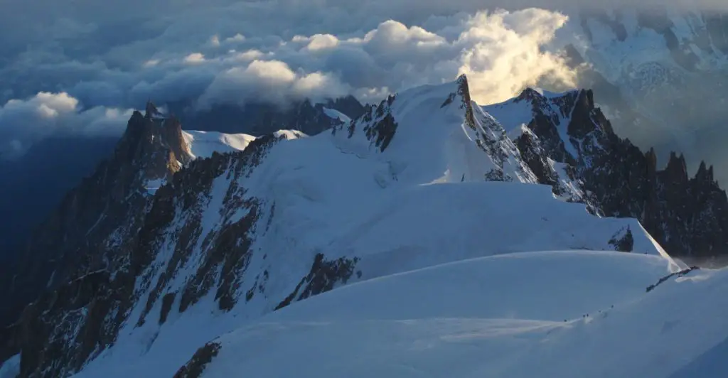 L’aiguille du midi et la voie des 3 Monts Blancs