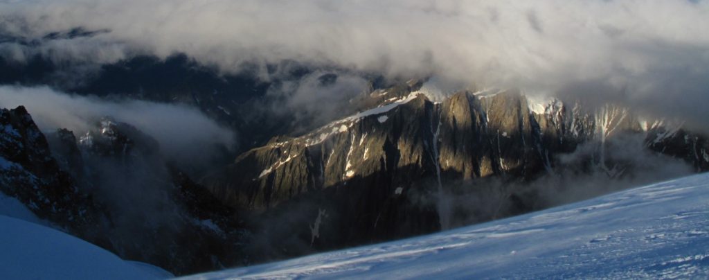 Côté italien depuis le sommet du Mont-blanc