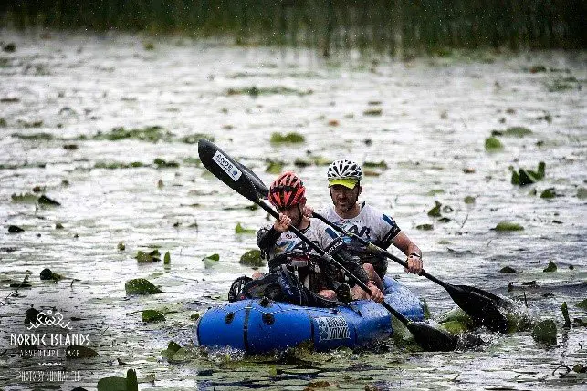 Epreuve packraft à la coupe de monde de raids aventures en Suède