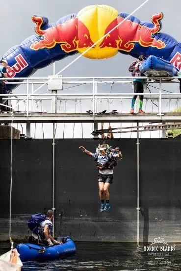 Les fameuses arches Red Bull