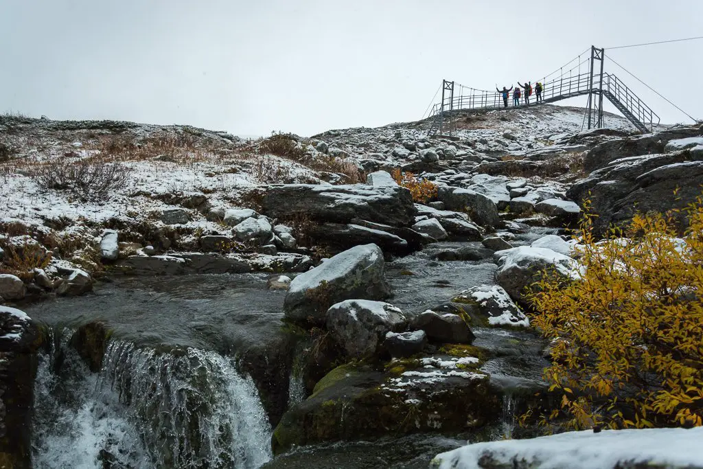 Le pont suspendu lors de la randonnée à Sarek