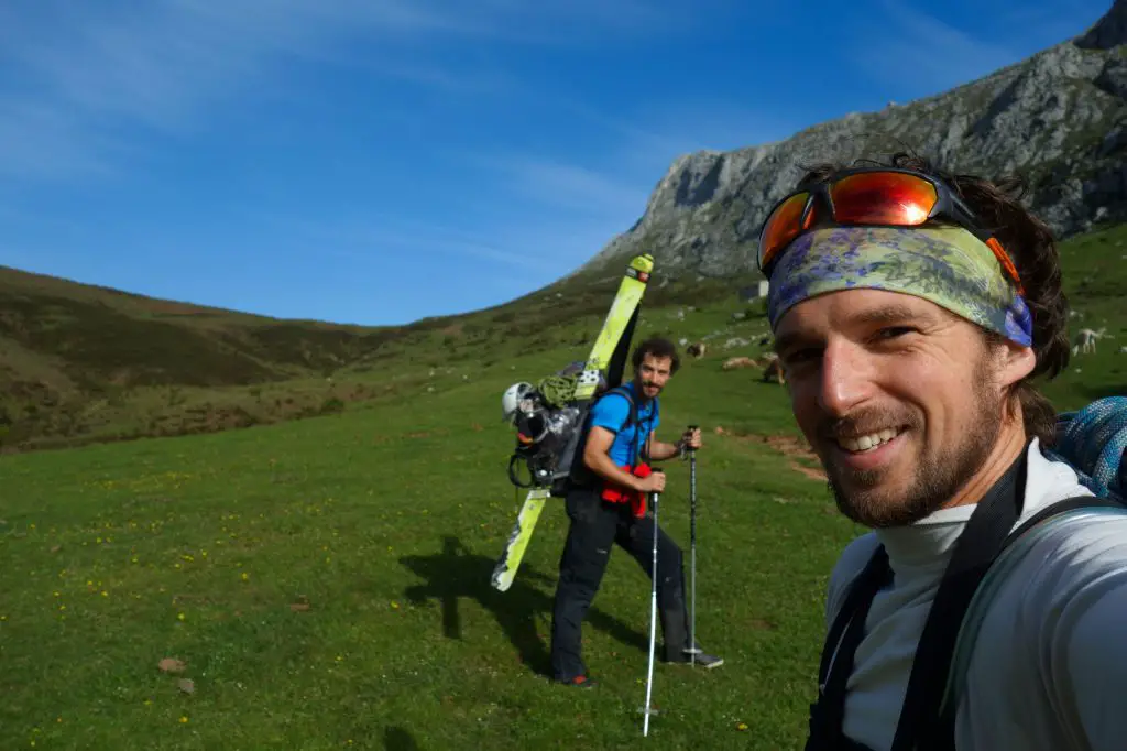 Chargés comme des mules lors du séjour dans les Picos de Europa