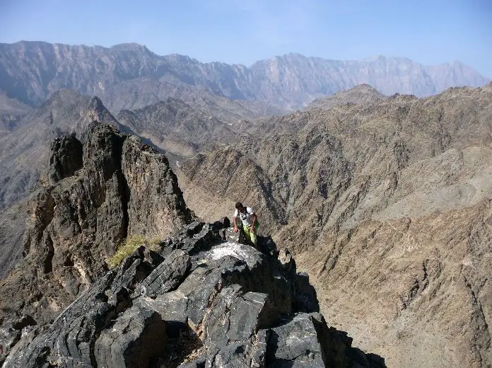 Dans Fluchthörnüberschreintung durant notre séjour escalade à Oman