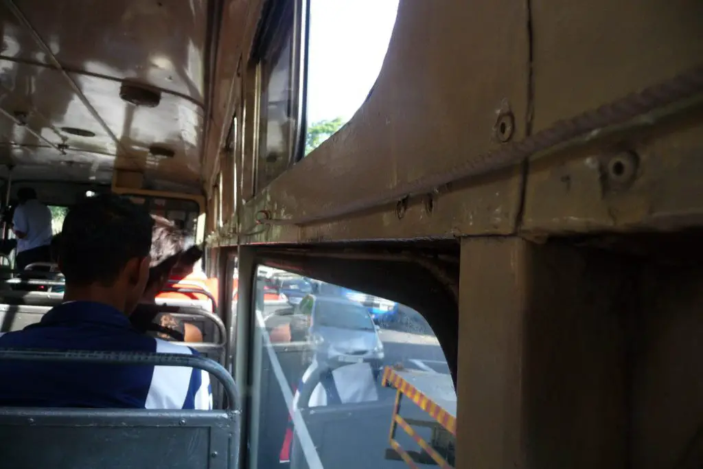 Dans le bus lors de mon voyage à l’Île Maurice