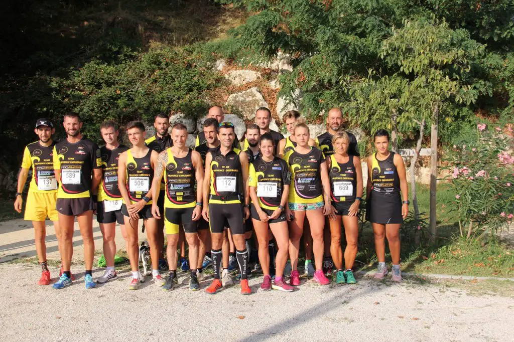 Photo de groupe du club de Trail Team Provence Endurance 