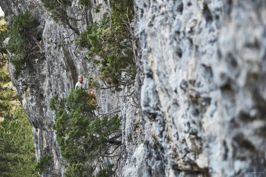 Falaise escalade de Saint-Léger-du-Ventoux