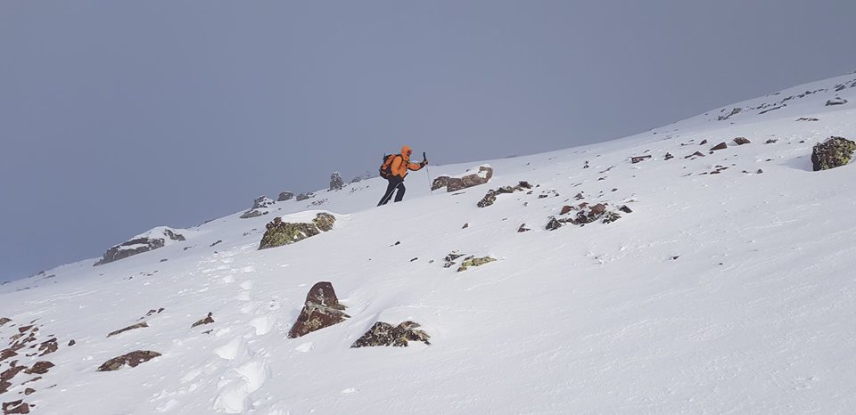 ça grimpe pour rejoindre le col de Tartagine en Corse