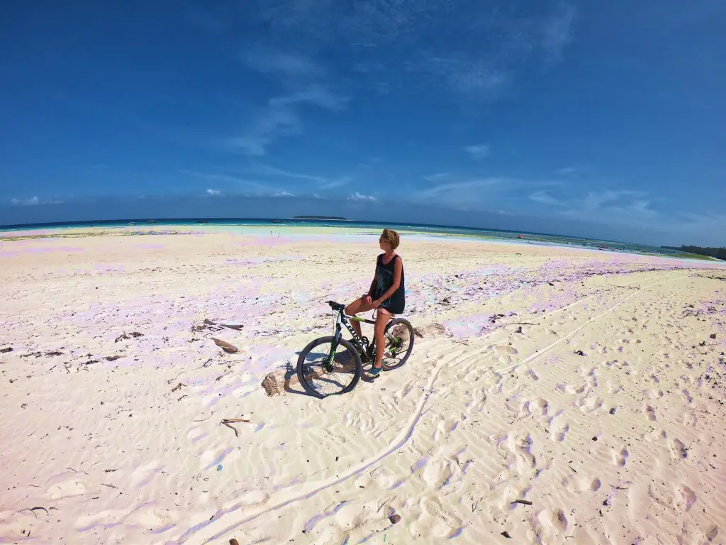 Vélo sur les plages de Zanzibar