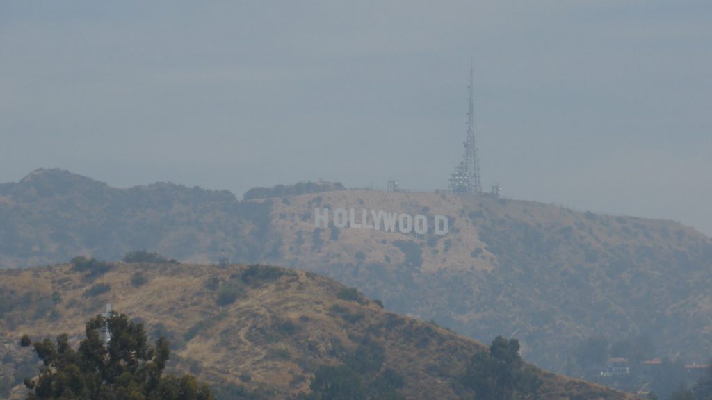 Vue sur les lettres Hollywood et le mont Lee, durant notre roadtrip aux Etats-Unis