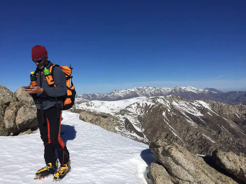 Arrivée sur la Punta Grutelle sommet Corse !