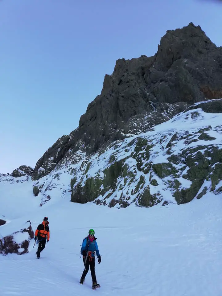 Descente en face Nord du Col des Maures en Corse