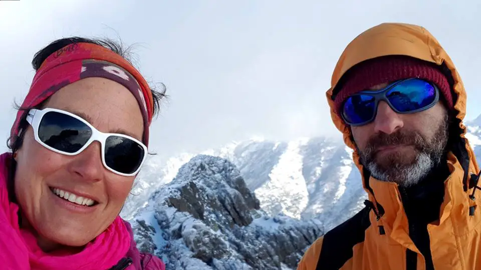 Magali VERMEGLIO et Marc CONSTANT au sommet du Punta Radiche 2012m durant la traversée hivernale de la Corse