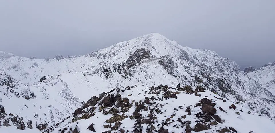 Vue sur le Capu a u Corbu et le Monte Curonna depuis le Capu di l