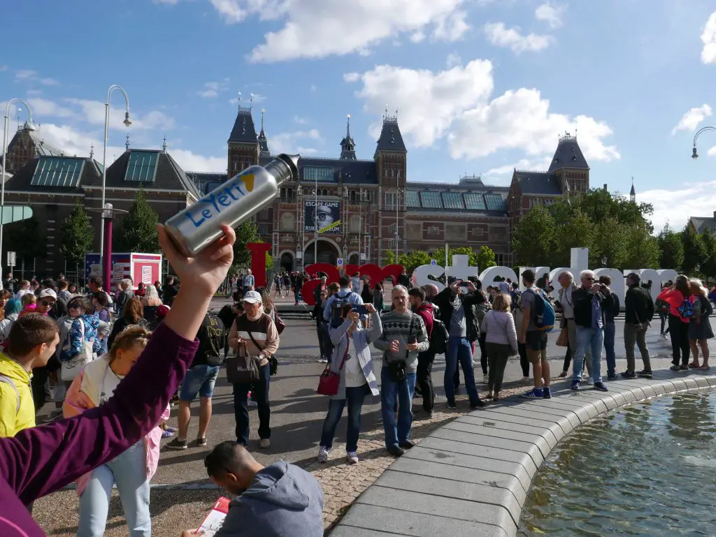 Découvrir Amsterdam à pied, vélo ou en bateau