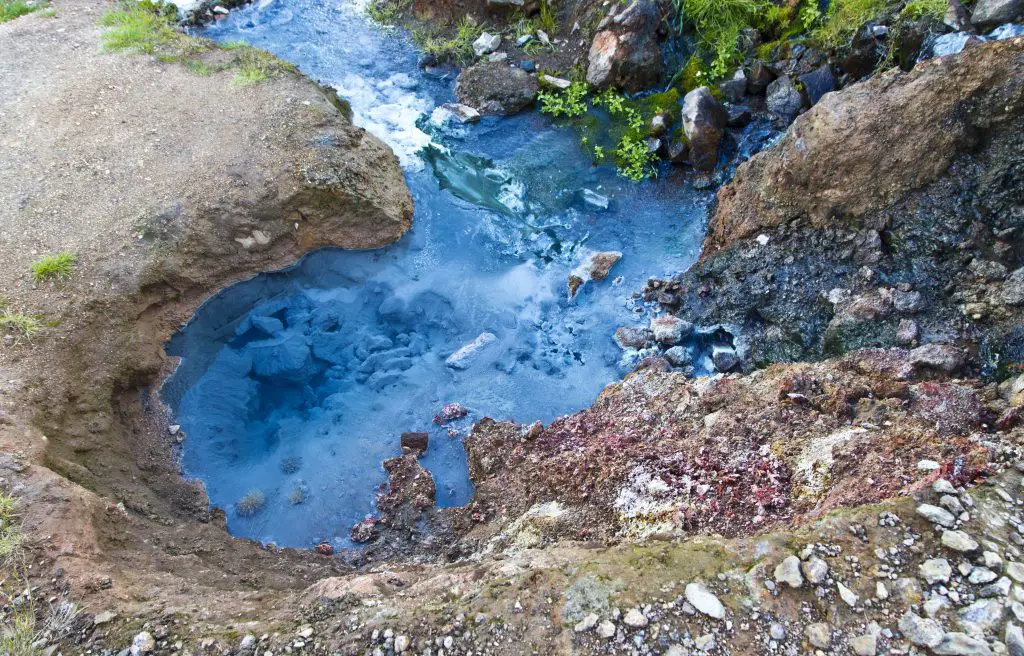 reykjadalur water en islande