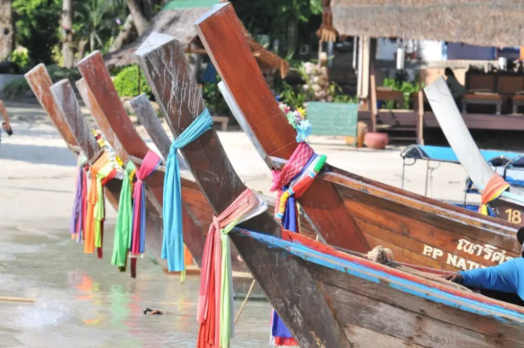 Bateaux en Thaïlande pour un voyage initiatique