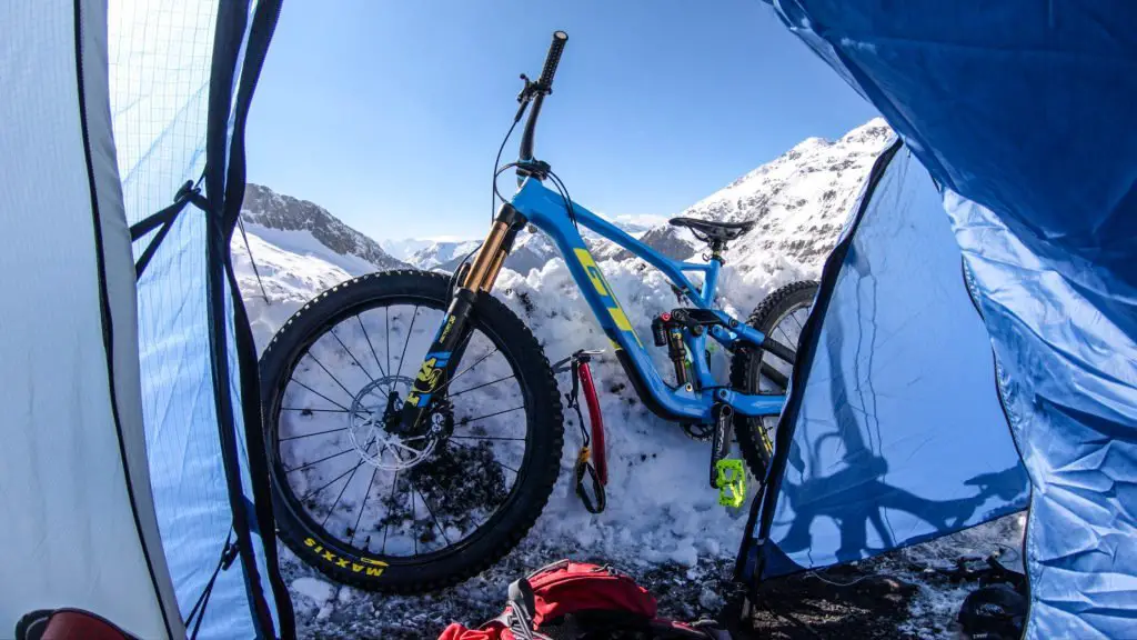 Repos bien mérité aussi pour nos vélos GT