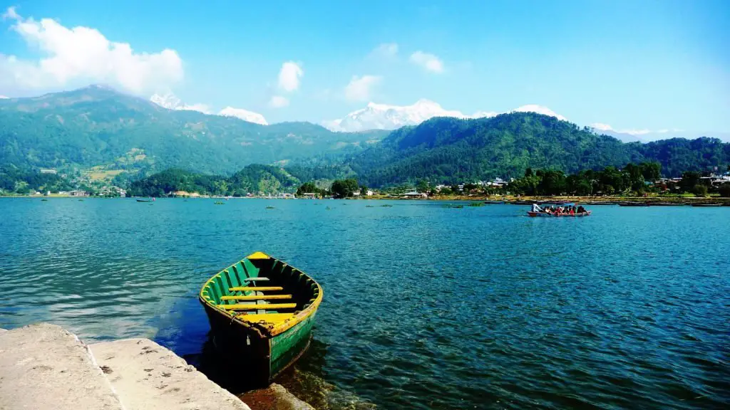 lac Phewa à Pokhara et Annapurna, Népal