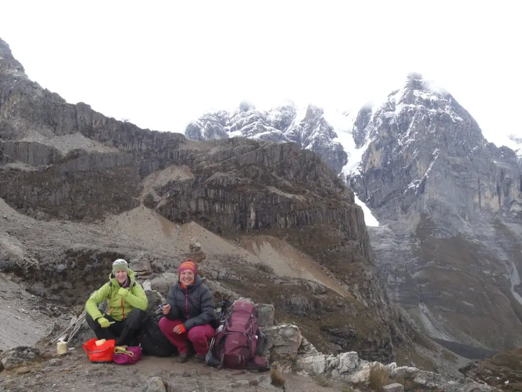 pique-nique au col Siula (4830m)