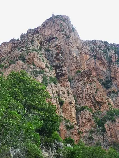 Vue sur la paroi du Capu d'Ortu situé en Corse