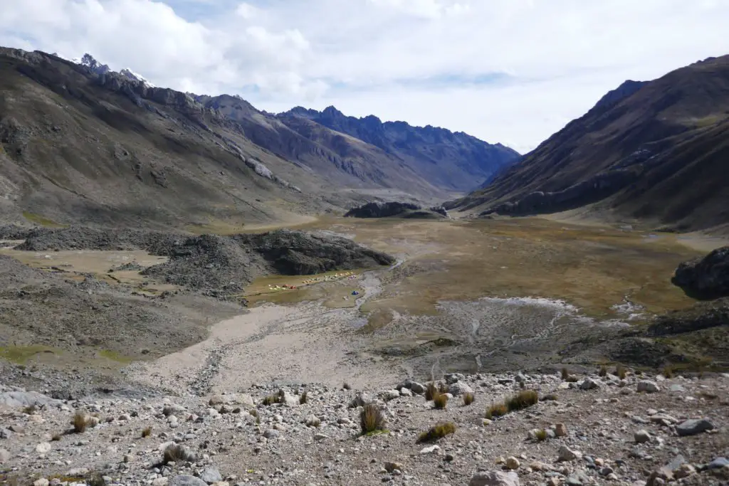 descente vers le camp de Yanapampa