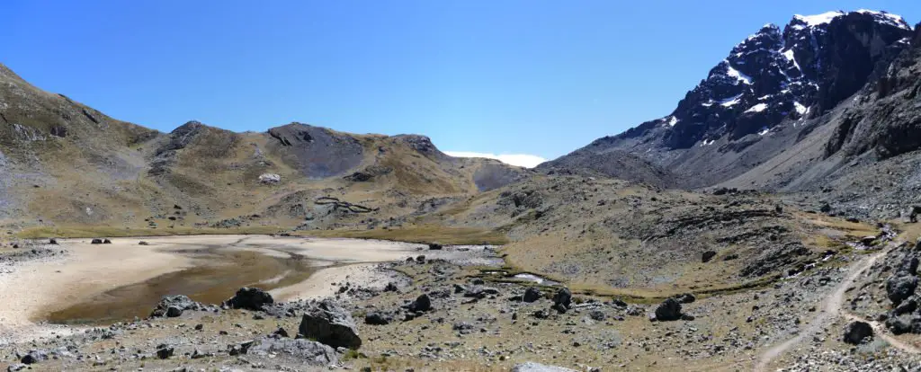 montée vers le col Tapush