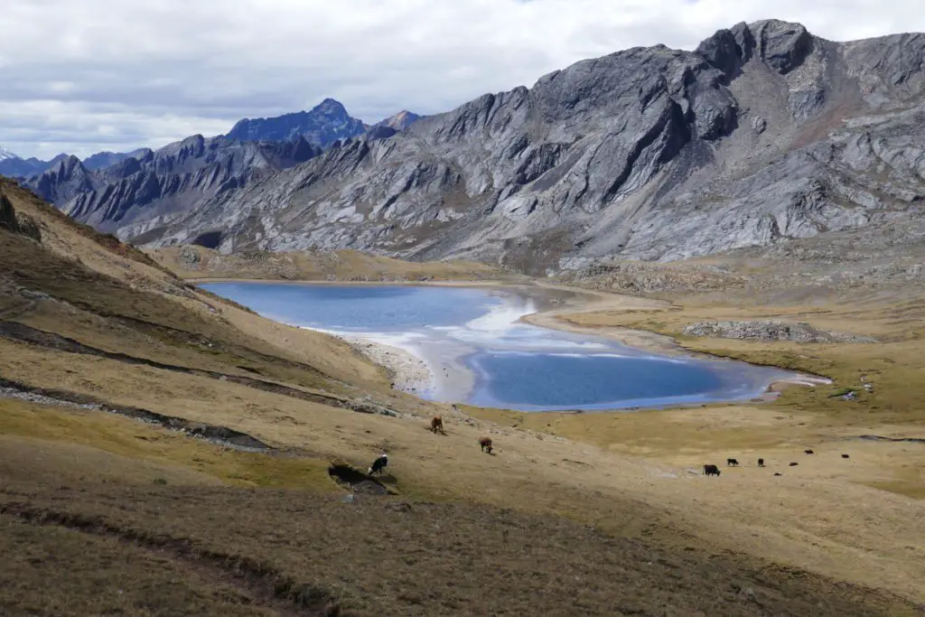 vue sur le lac Susucocha au Péoru