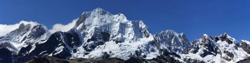 panorama incroyable sur tous les sommets de la cordillère depuis la crête Huacrish