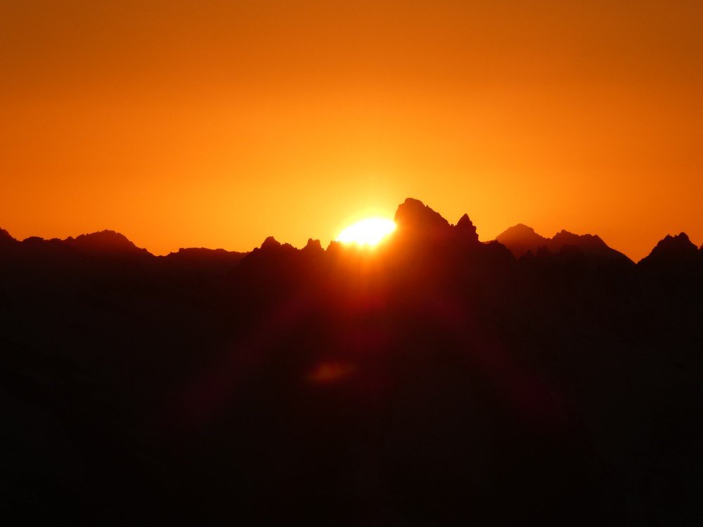 Coucher de soleil dans les montagnes russes