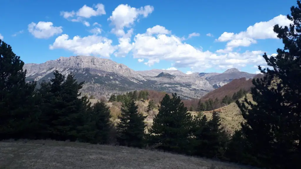 Coup d’œil en arrière sur la montagne de Géruen