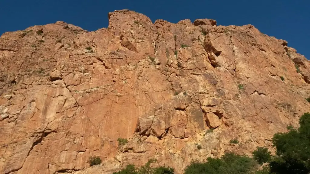 Crag K vue de son pied au maroc