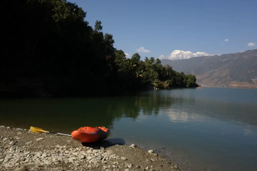 Petit tour en Kayak sur le lac de Pokhara