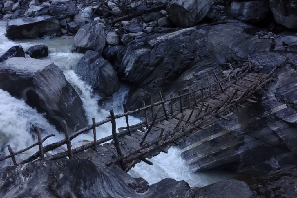 L’aventure des ponts népalais