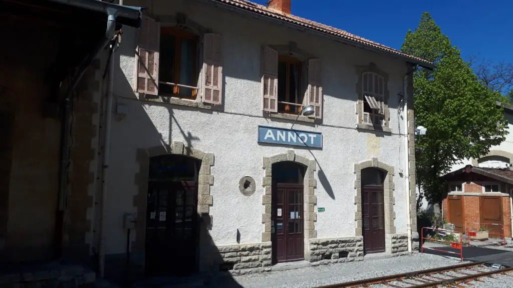 Gare d'annot en Haute-Provence