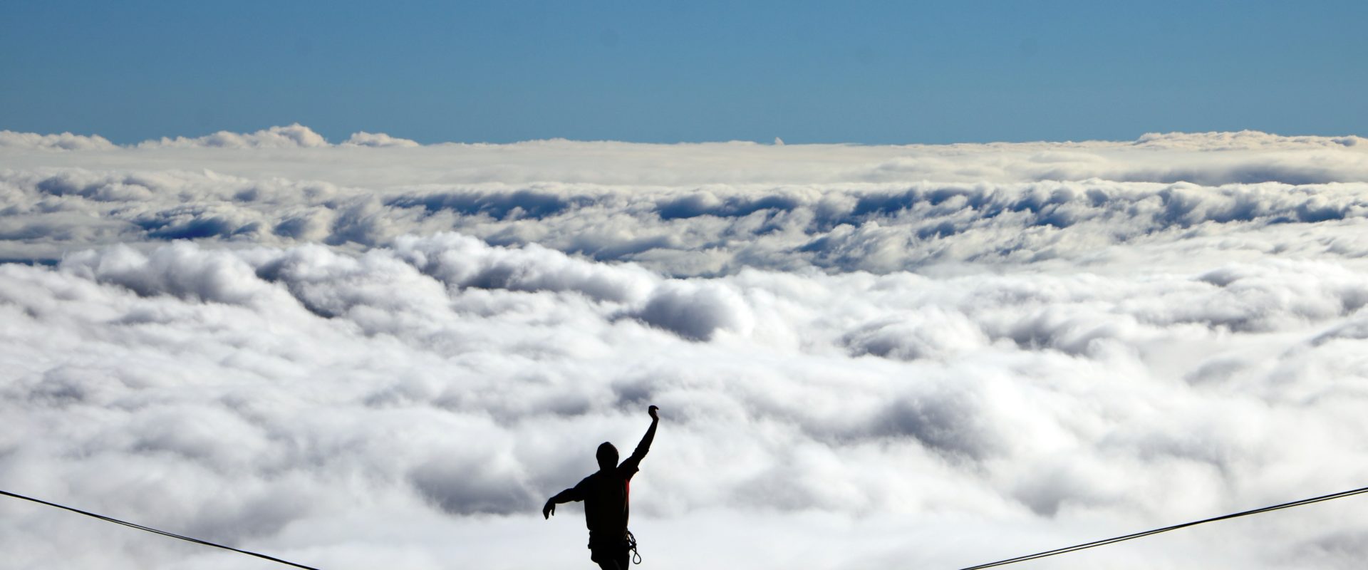 Highligne à La Réunion au dessus des nuages au piton des neiges