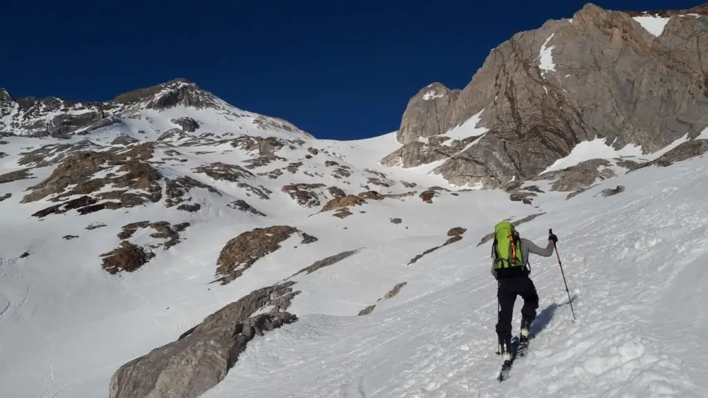 Le glacier du Vignemale qui descendait presque à notre altitude dans les Hautes-Pyrénées